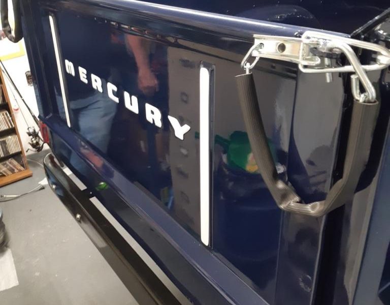 MERCURY F350 V8 Pick up