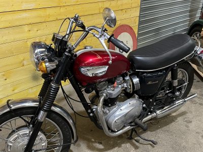TRIUMPH Bonneville T120