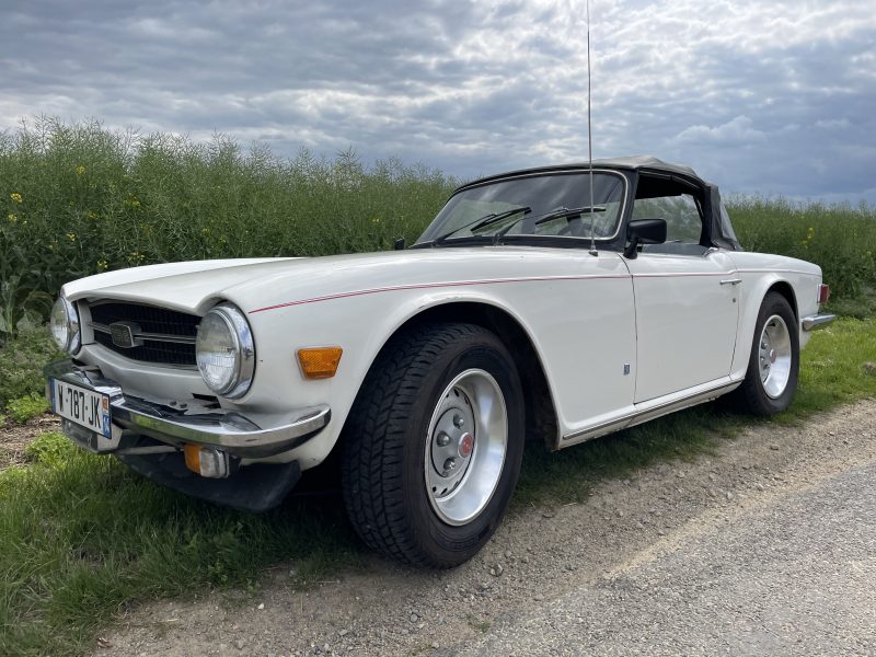 TRIUMPH TR6