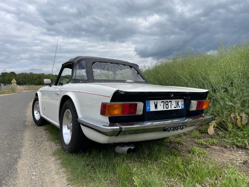TRIUMPH TR6