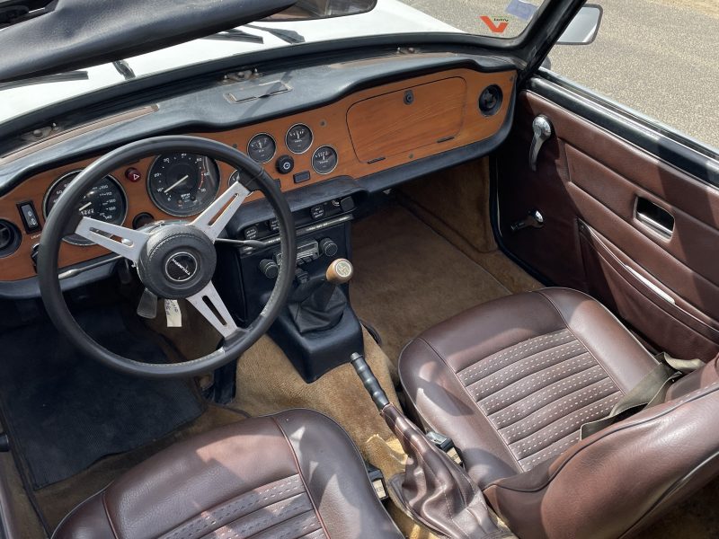 TRIUMPH TR6
