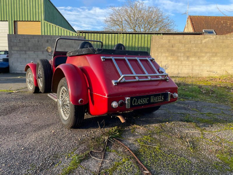 NG 1800, Jolie évocation des Aston d'avant guerre, mécanique MGB