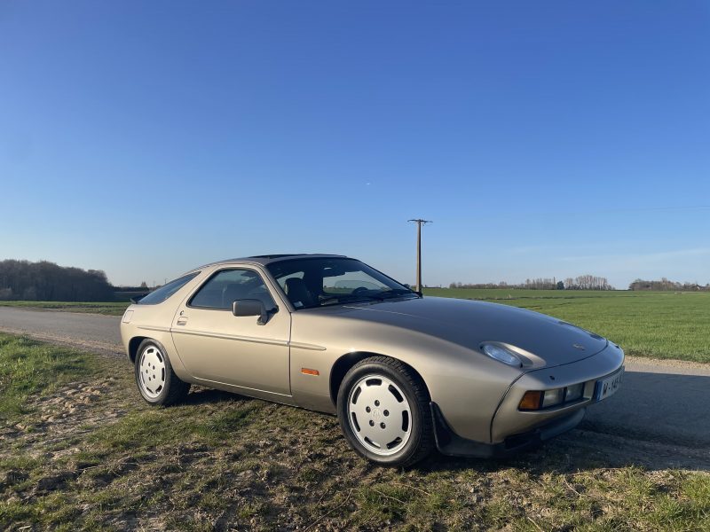 PORSCHE 928 S3, bel état, faible kilométrage